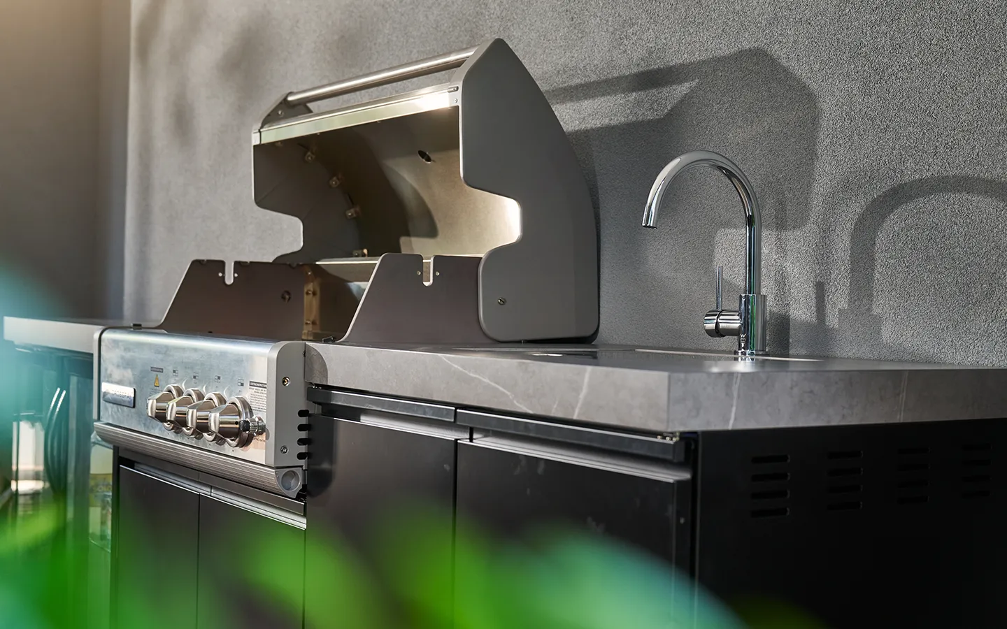 4B-S-Outdoor-Kitchen-in-situ-2 outdoor bbq kitchen