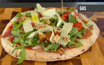 BBQ Prosciutto & Rocket Pizza